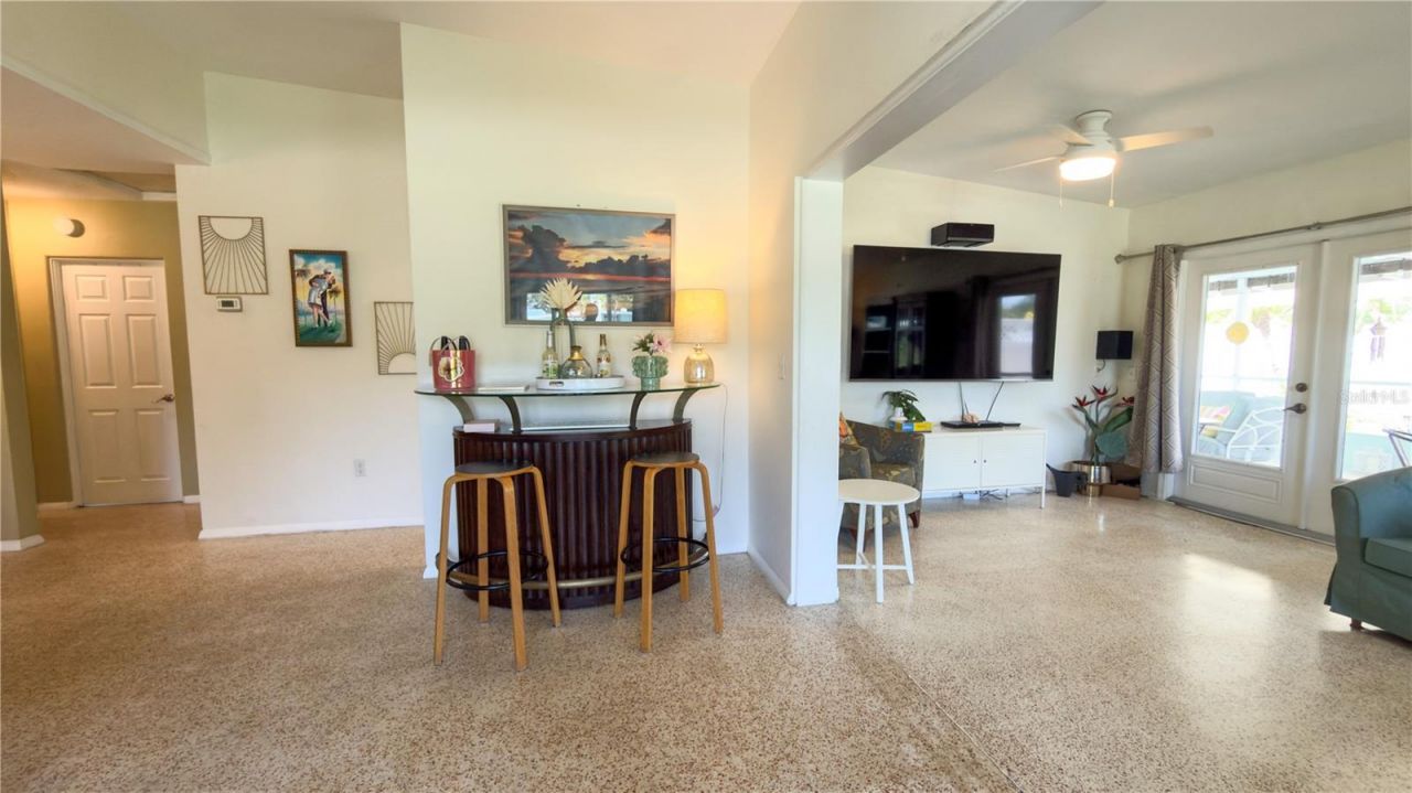 2215 Alvarado Lane, Sarasota, FL 34231 Photo