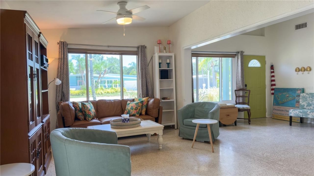 2215 Alvarado Lane, Sarasota, FL 34231 Photo