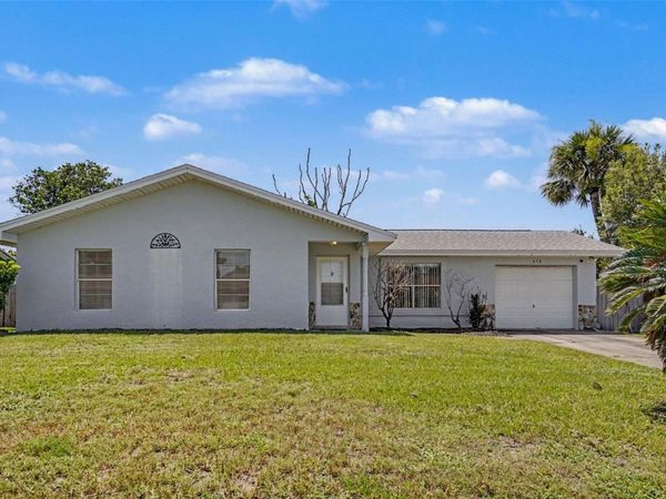 250 CAMBRIDGE AVENUE NE, PALM BAY, FL 32907