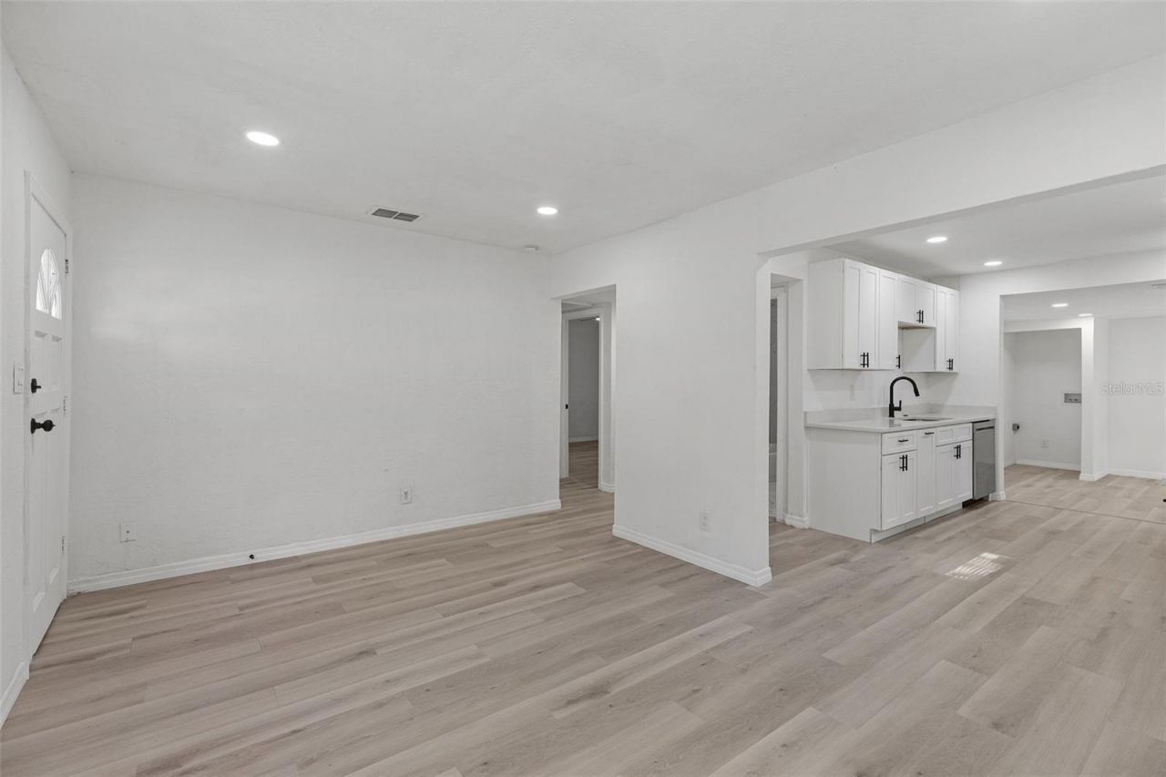 4110 3rd Avenue S, Saint Petersburg, FL 33711 Photo