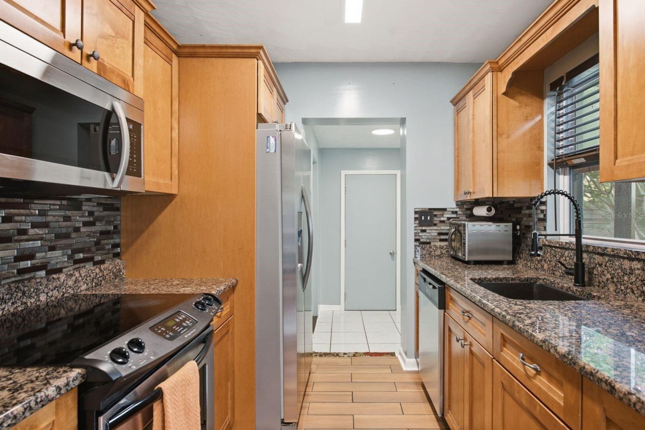 3280 56th Way N, Saint Petersburg, FL 33710 Photo