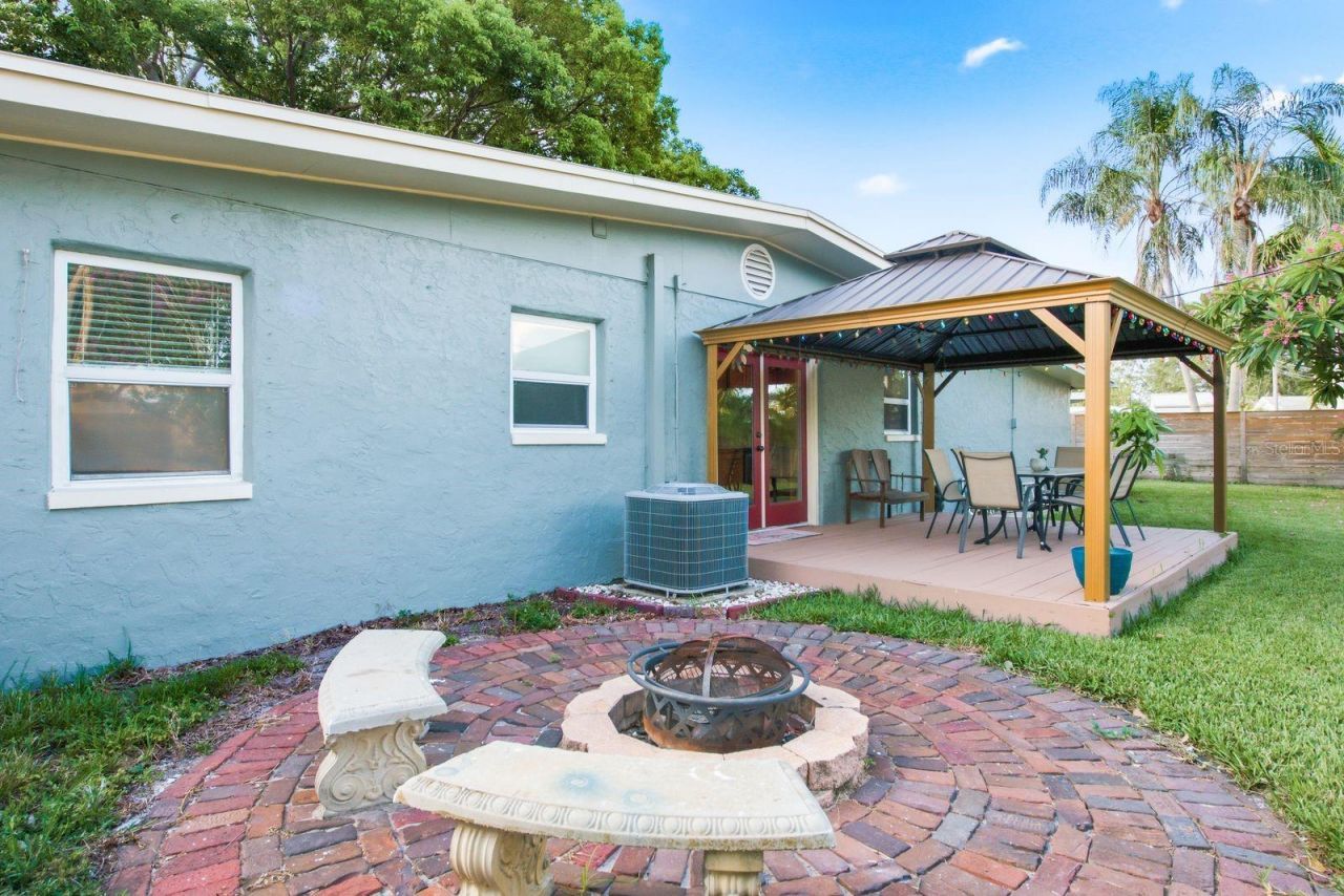 3280 56th Way N, Saint Petersburg, FL 33710 Photo