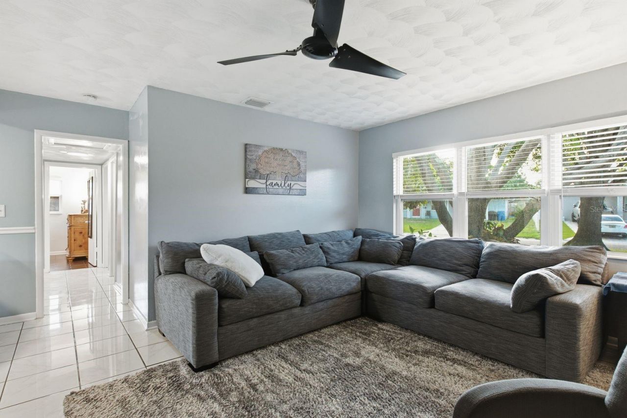 3280 56th Way N, Saint Petersburg, FL 33710 Photo