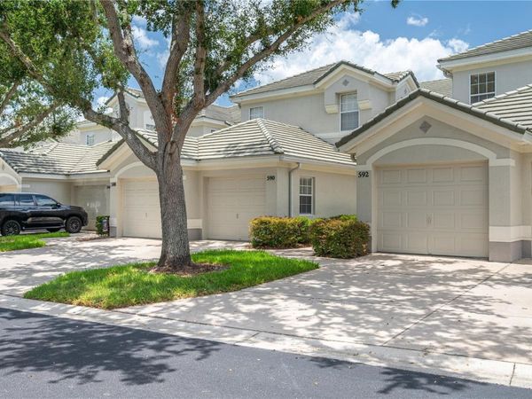 590 GRASSLANDS VILLAGE CIRCLE , Unit 590, LAKELAND, FL 33803