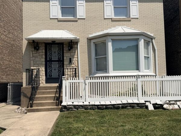 8149 S Vernon Avenue, Chicago, IL 60619