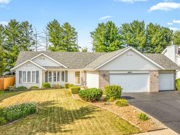 5870 Candover Road , Loves Park, IL 61111