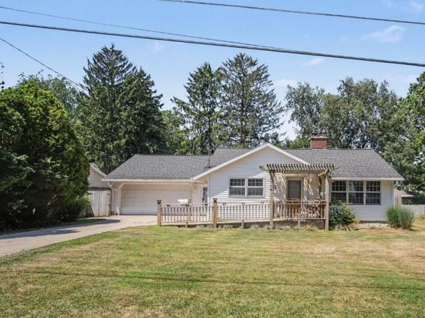1017 Pearl Street, Belding, MI 48809