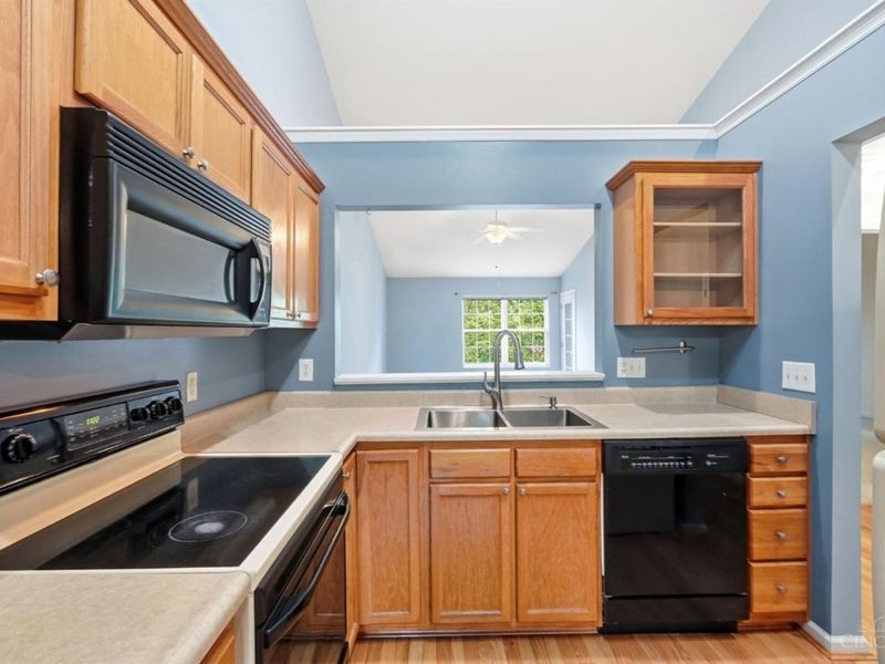 3937 Olde Savannah Drive, Colerain Township, OH 45247 Photo 9