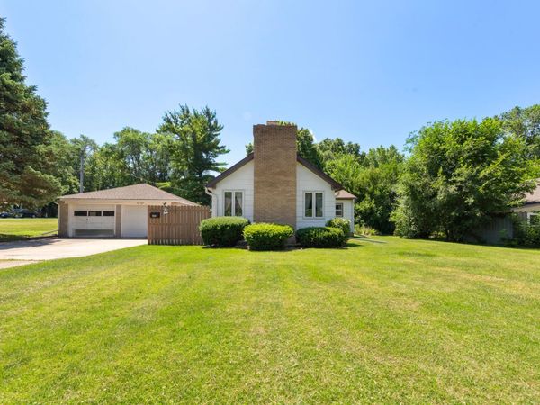 403 9th Street W, Northfield, MN 55057