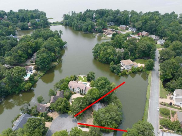 3 Valentine Court , Newport News, VA 23606