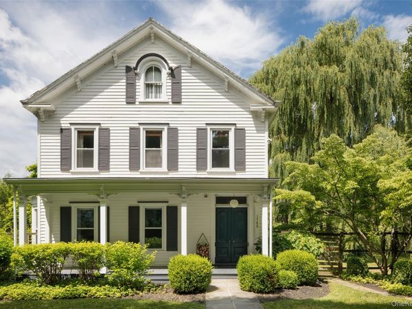 1788 County Route 19 , Red Hook, NY 12571