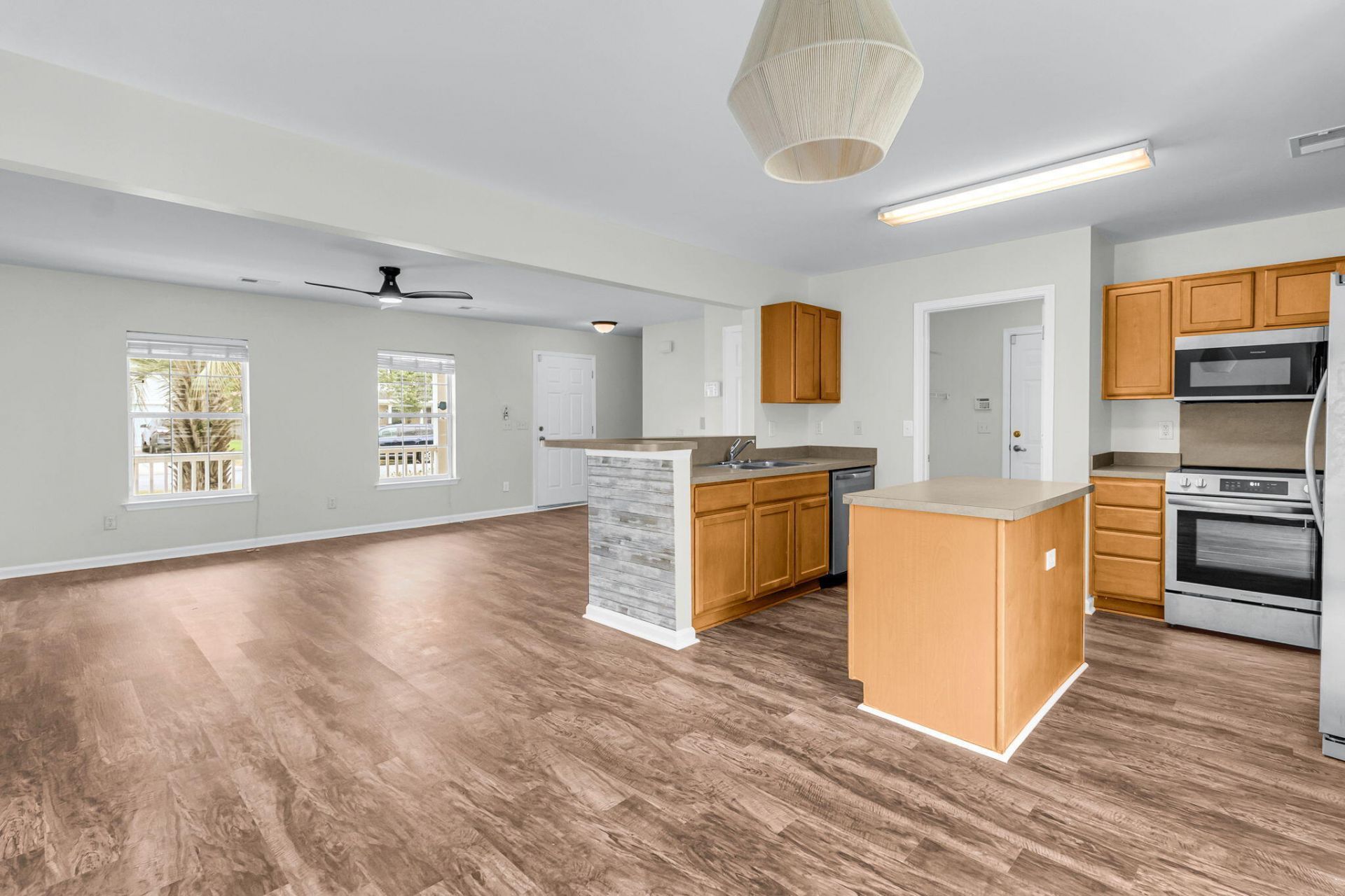401 Beverly Drive Photo 11