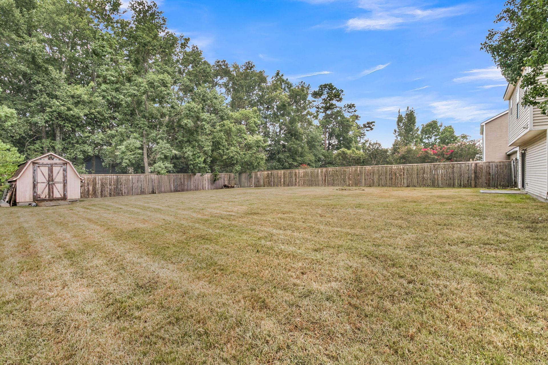 401 Beverly Drive Photo 32
