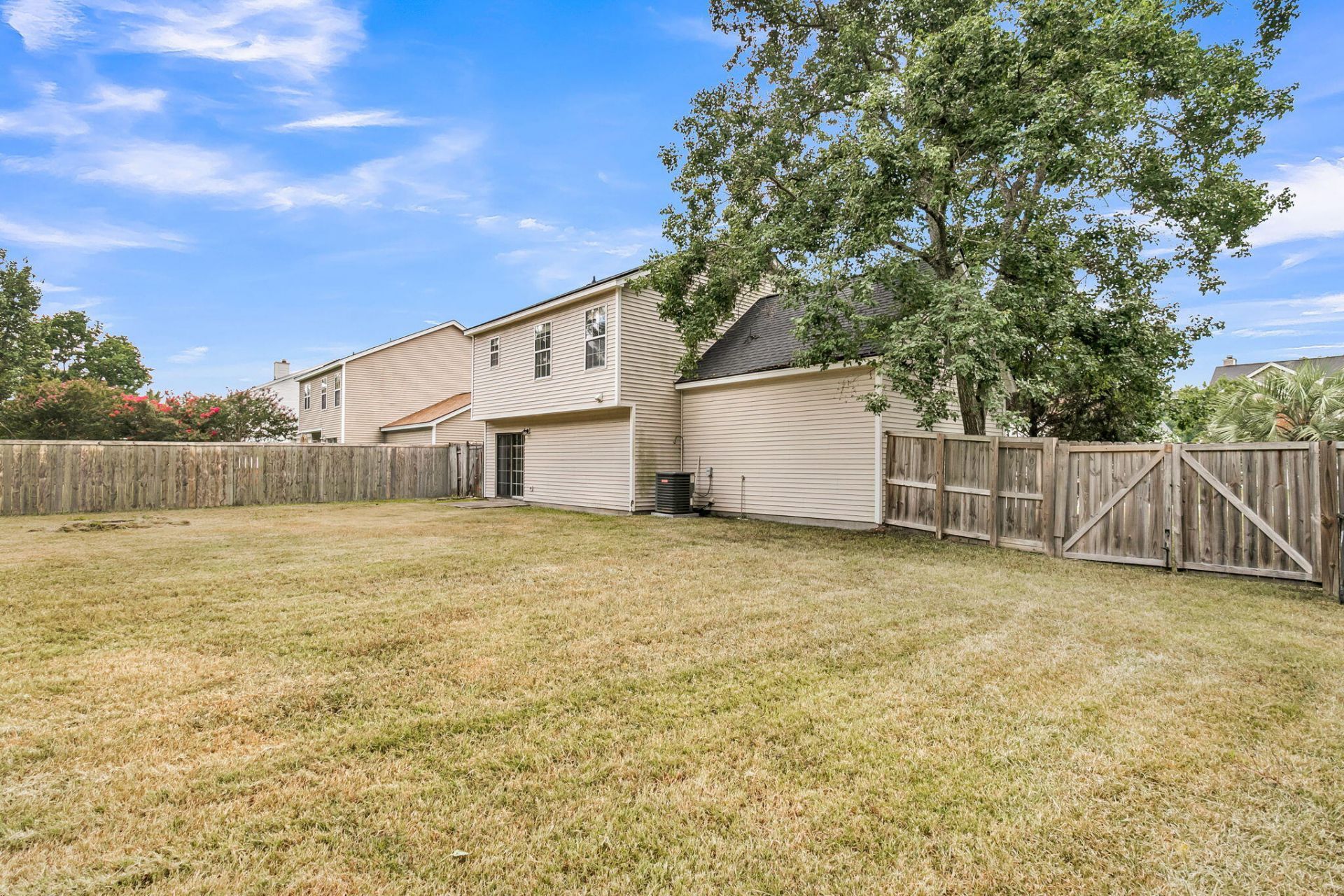 401 Beverly Drive Photo 33