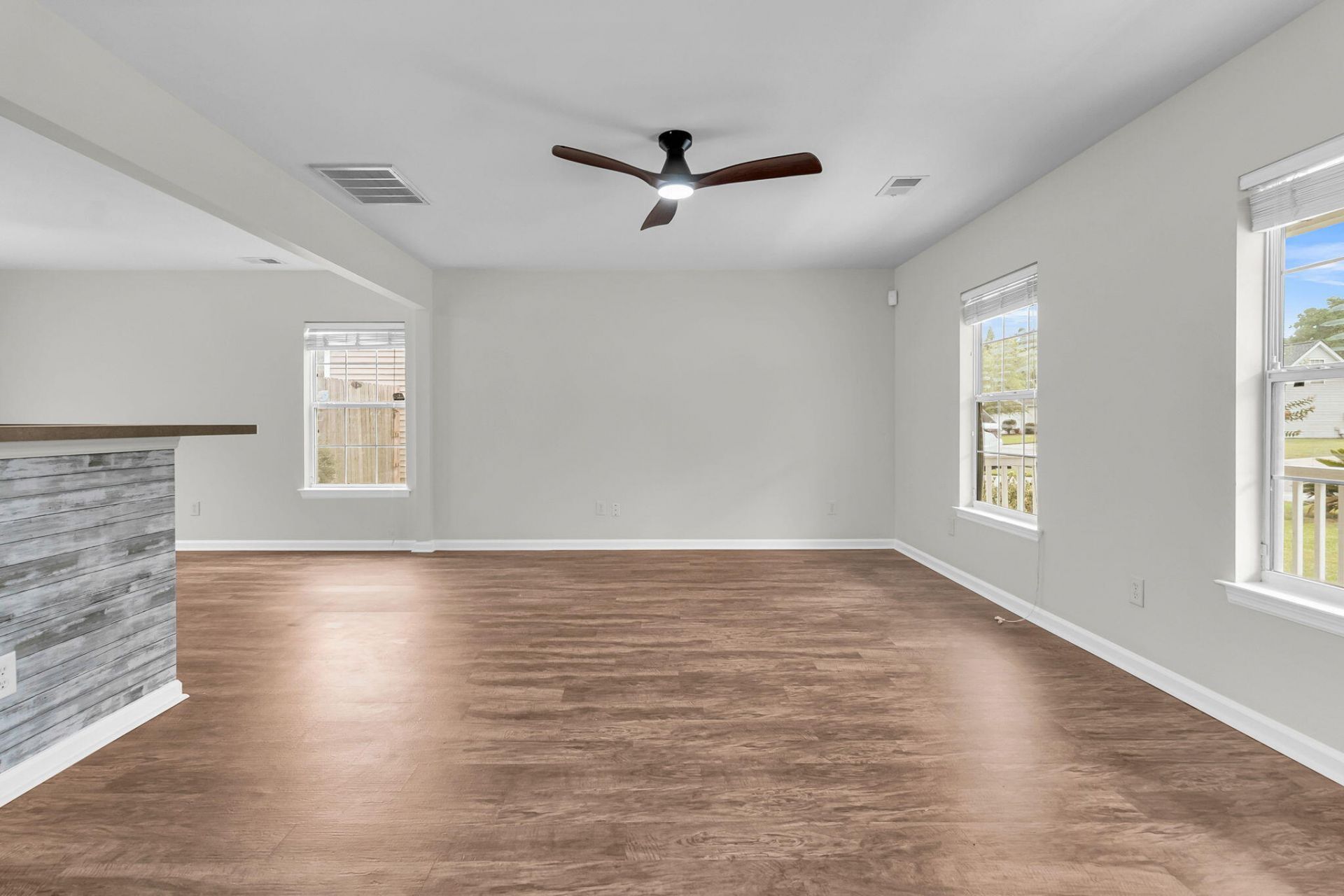 401 Beverly Drive Photo 8