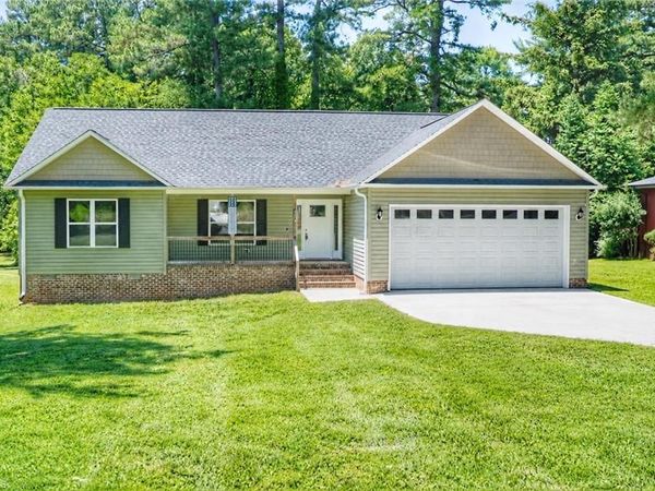 121 Maplewood Avenue , Thomasville, NC 27360