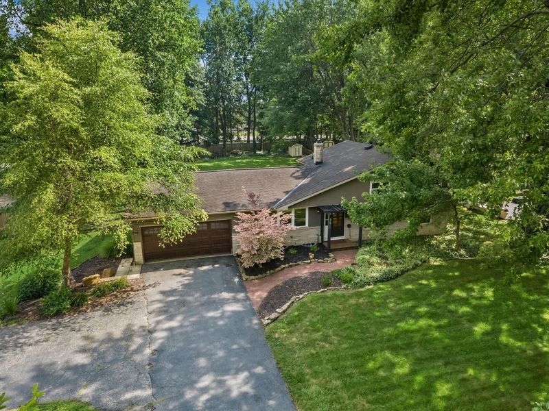 3671 Skyline Drive , Columbus, OH 43235 Photo 3