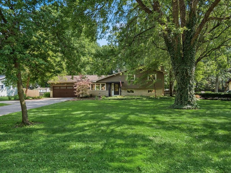 3671 Skyline Drive , Columbus, OH 43235 Photo 4
