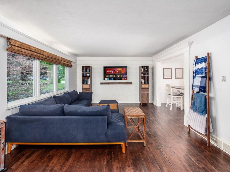 3671 Skyline Drive , Columbus, OH 43235 Photo 5