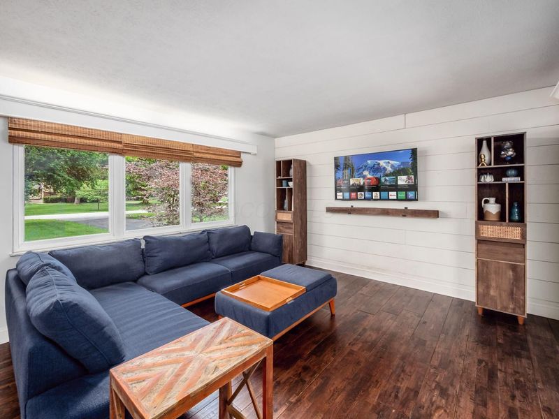 3671 Skyline Drive , Columbus, OH 43235 Photo 8