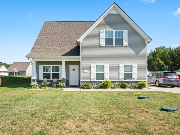 413 Windyhill St , Murfreesboro, TN 37129