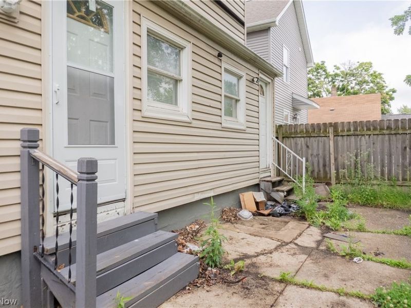 3247 W 56th Street, Cleveland, OH 44102 Photo 4