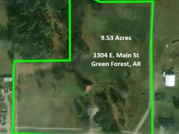 1304 E Main Street , Green Forest, AR 72638