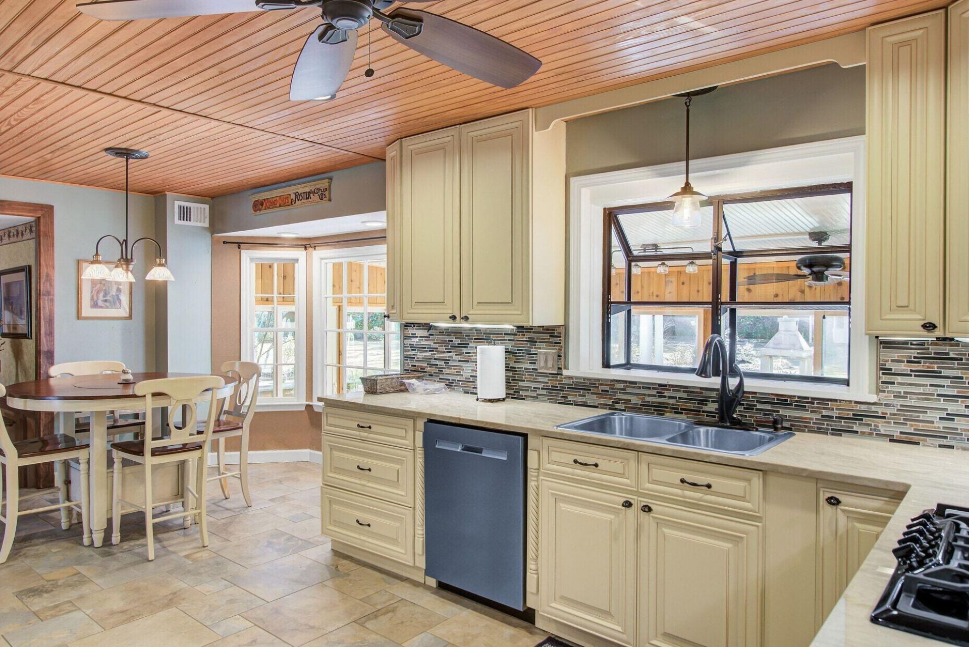 108 Tea Farm Road Photo 18