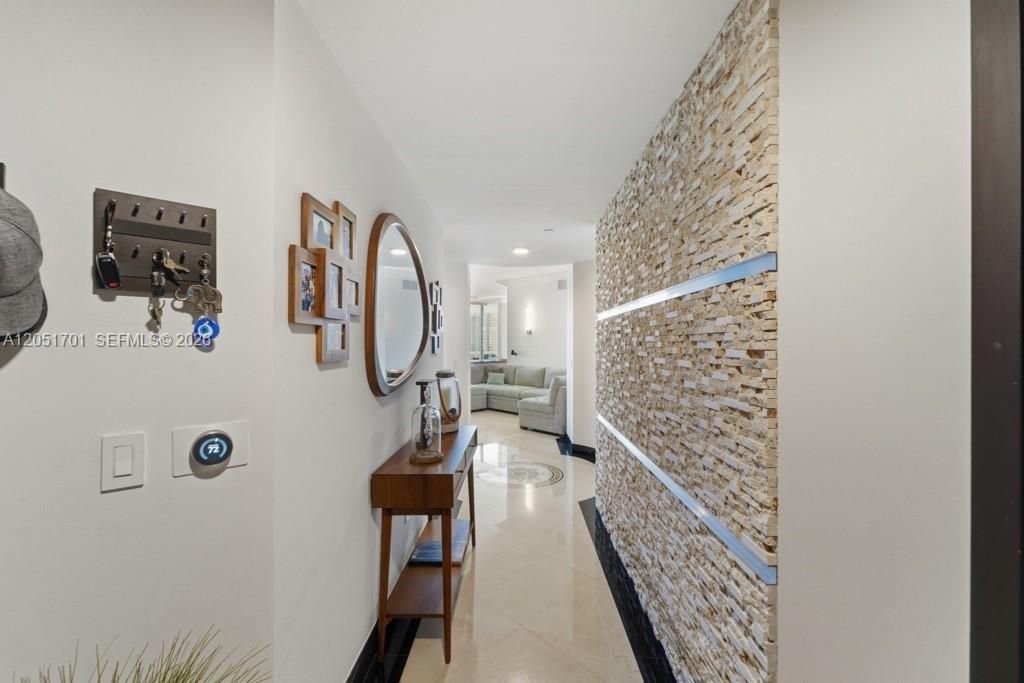 3131 NE 188th St , Unit 1-901, Aventura, FL 33180 Photo