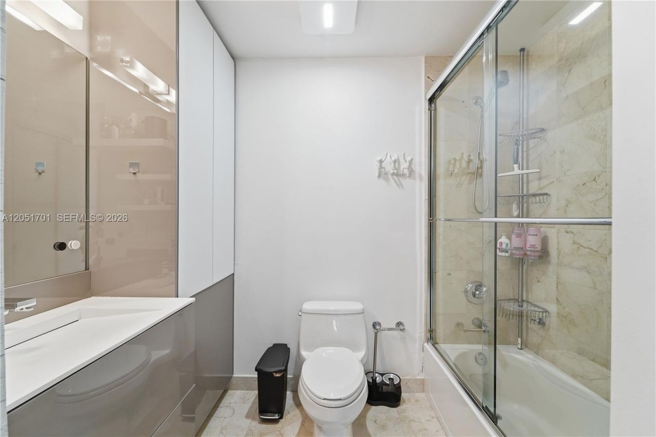 3131 NE 188th St , Unit 1-901, Aventura, FL 33180 Photo