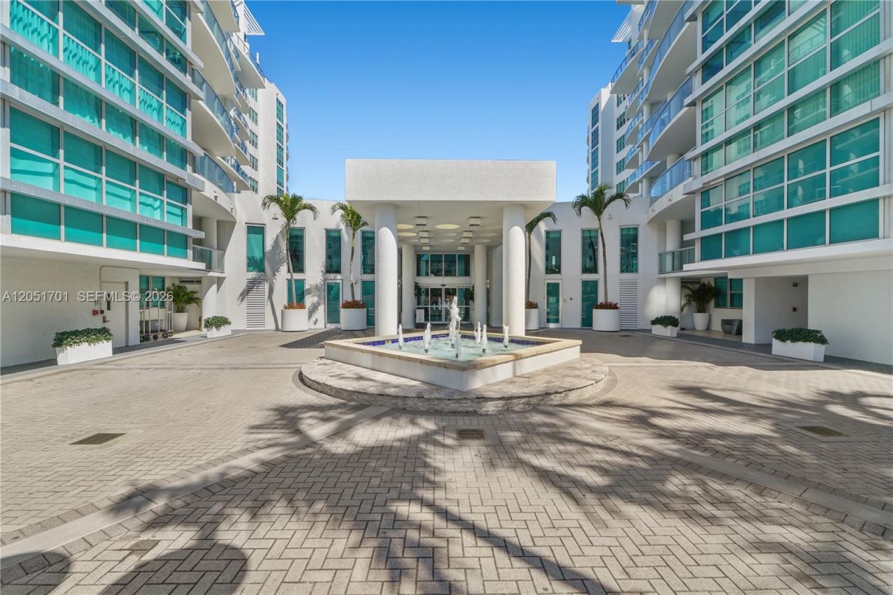 3131 NE 188th St , Unit 1-901, Aventura, FL 33180 Photo