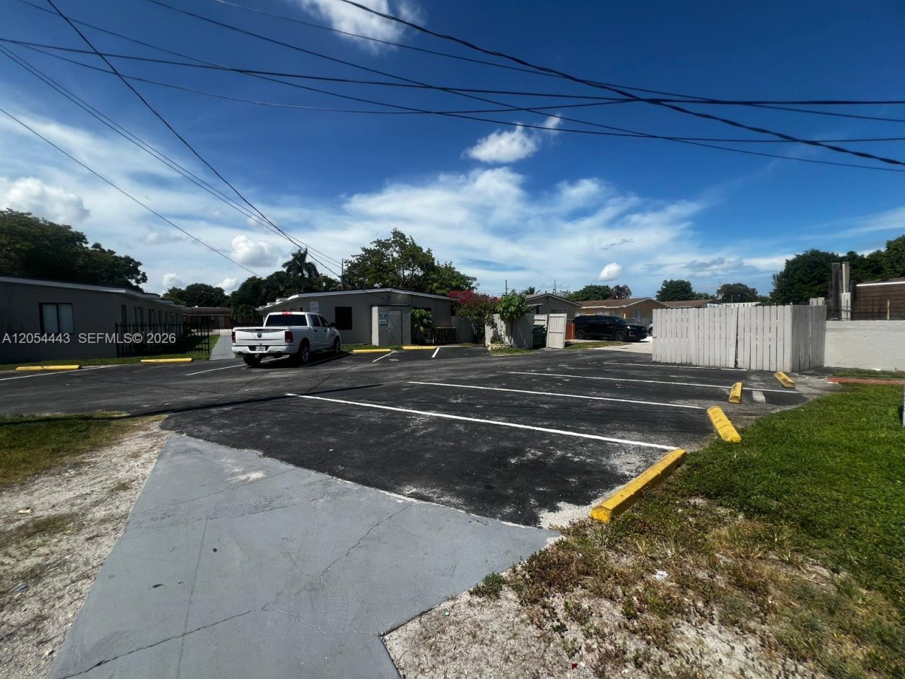 2081 NW 30st St , Unit 4, Miami, FL 33142 Photo