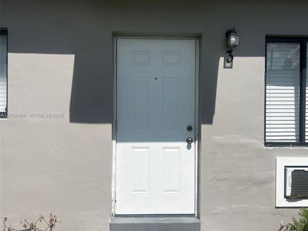 2081 NW 30th St , Unit 3, Miami, FL 33142