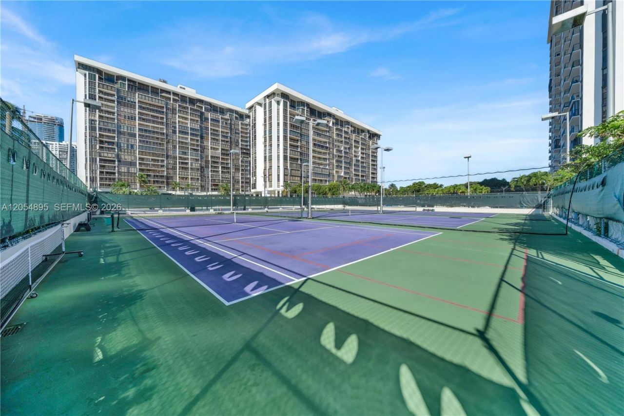 1865 Brickell Ave , Unit A606, Miami, FL 33129 Photo