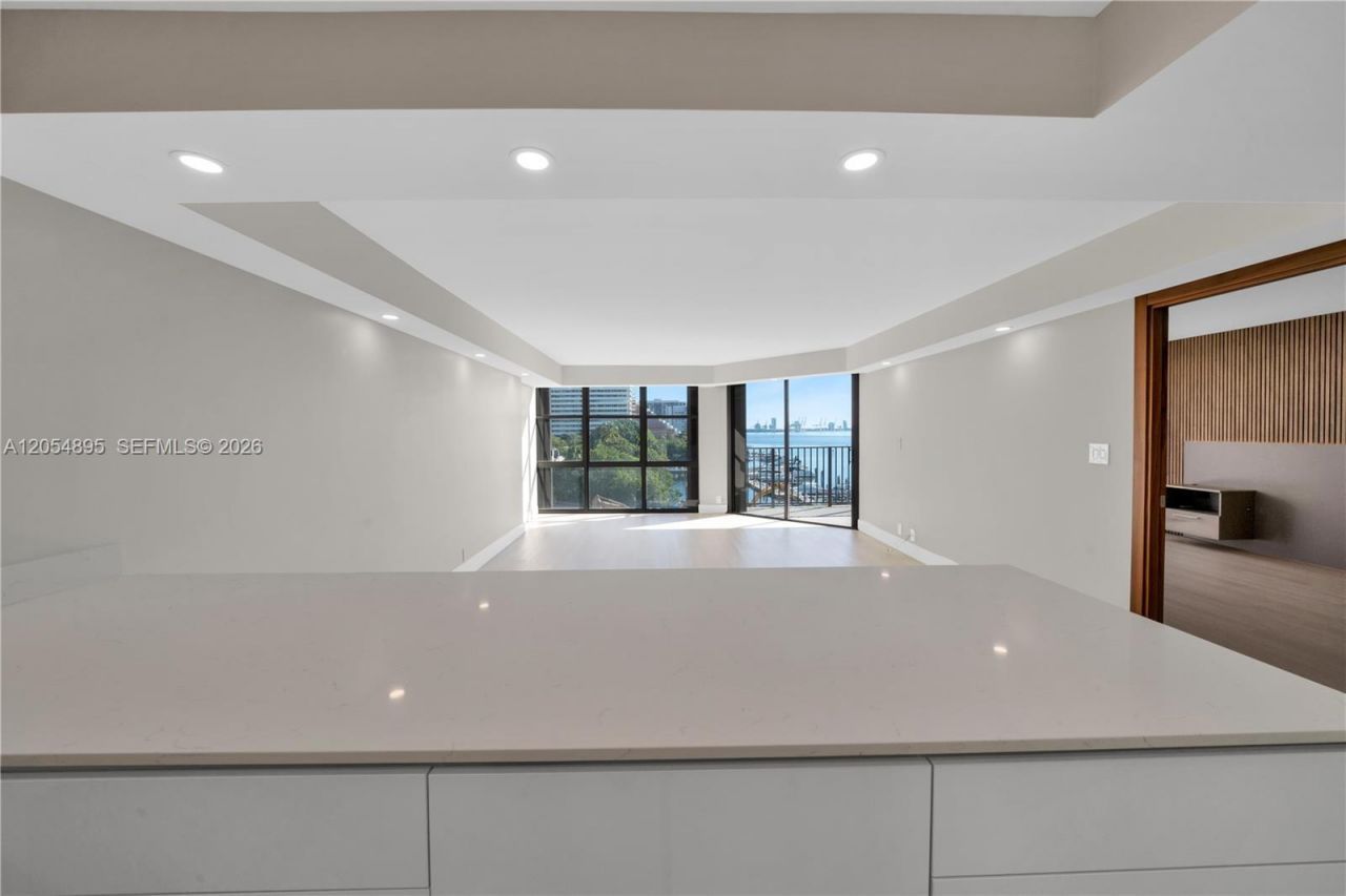 1865 Brickell Ave , Unit A606, Miami, FL 33129 Photo