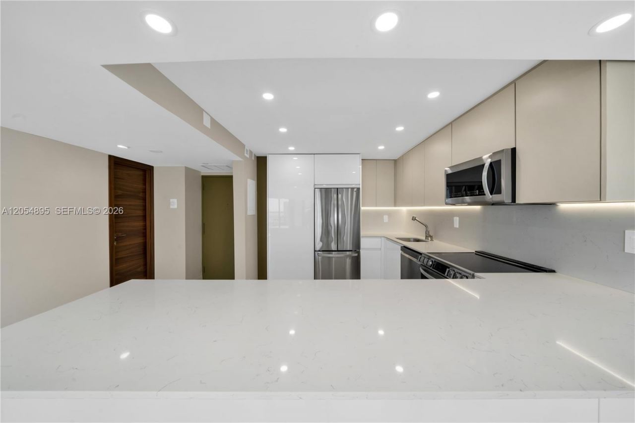 1865 Brickell Ave , Unit A606, Miami, FL 33129 Photo