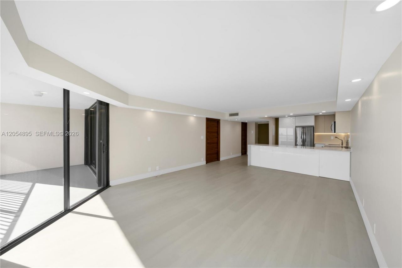 1865 Brickell Ave , Unit A606, Miami, FL 33129 Photo