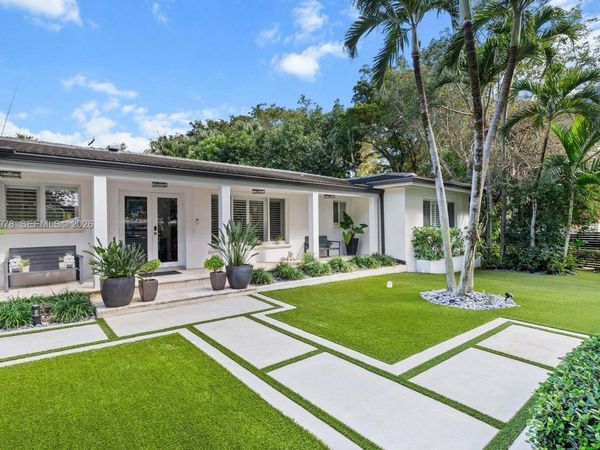 6511 Riviera Dr , Coral Gables, FL 33146