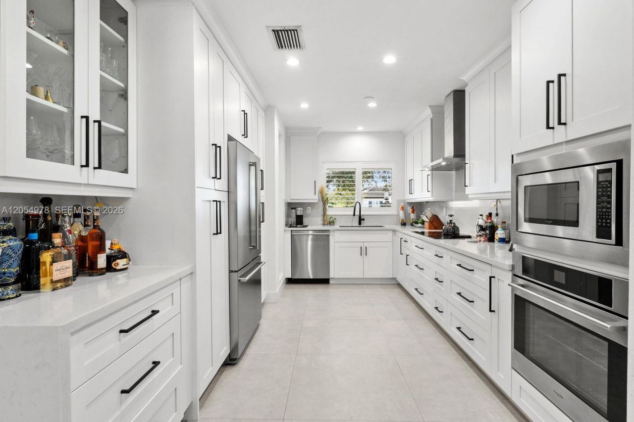 6511 Riviera Dr , Coral Gables, FL 33146 Photo