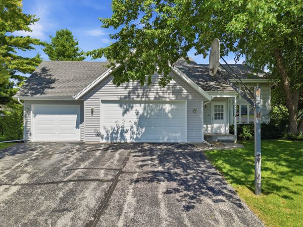 6977 N Alpine Drive, Byron, IL 61010