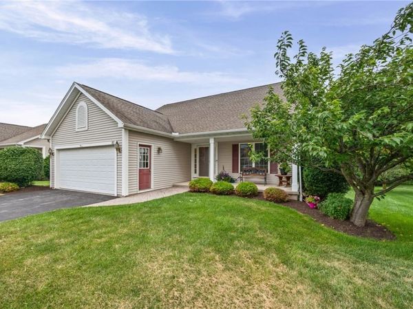 81 Glenn Hvn , Spencerport, NY 14559