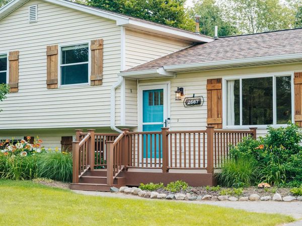 2667 Pine Breeze Drive, Interlochen, MI 49643