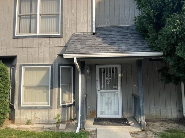 6082 Pennsylvania Street , Merrillville, IN 46410