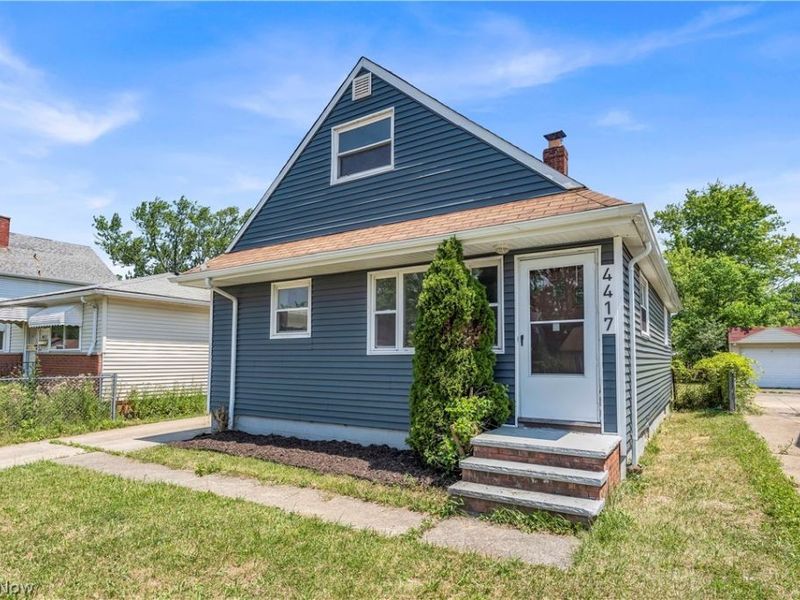 4417 E 156th Street , Cleveland, OH 44128 Photo 2