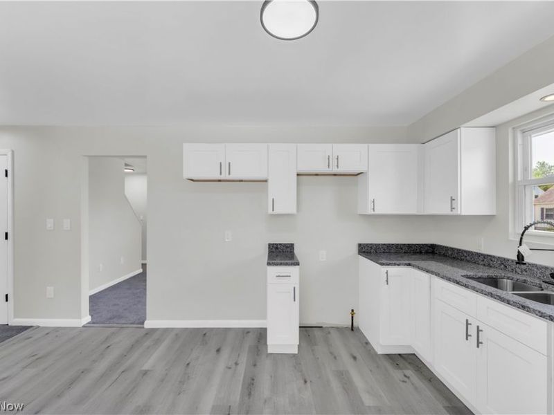 4417 E 156th Street , Cleveland, OH 44128 Photo 6