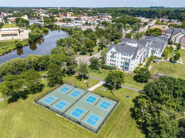 301 7th Street W, Unit 2203, Northfield, MN 55057