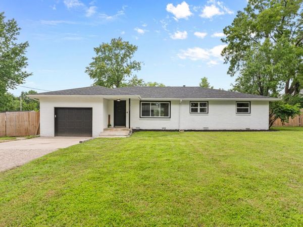 107 South Street , Rogersville, MO 65742