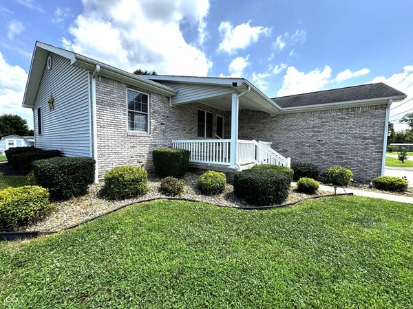 117 S Jackson Street, Medora, IN 47260