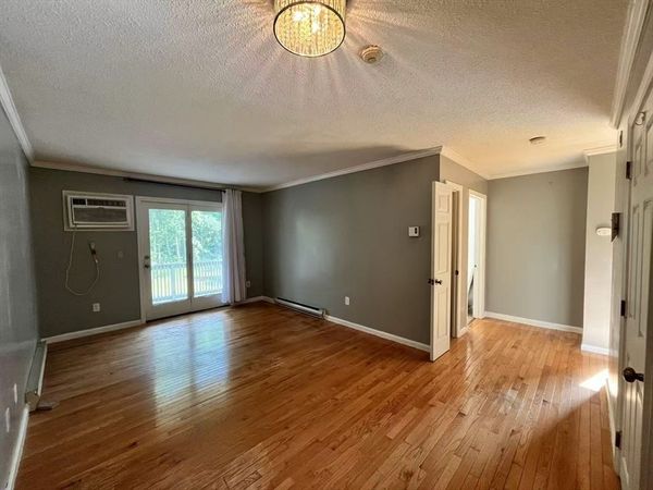 30 Abbey Rd, Unit #208, Leominster, MA 01886