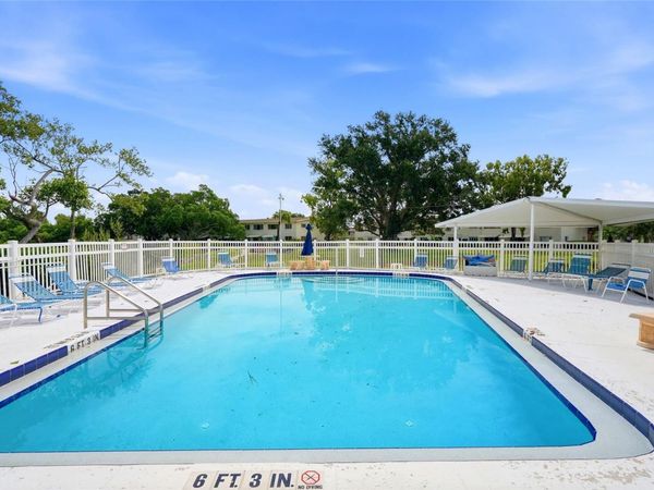 4570 OVERLOOK DRIVE NE, Unit 175, ST PETERSBURG, FL 33703